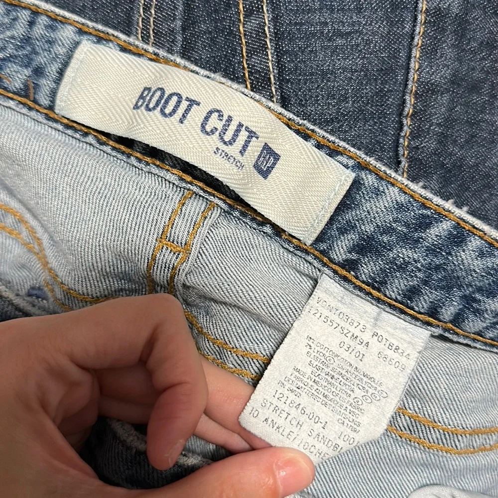 GAP Women's Boot Cut Stretch Jeans - Picture 9 of 9